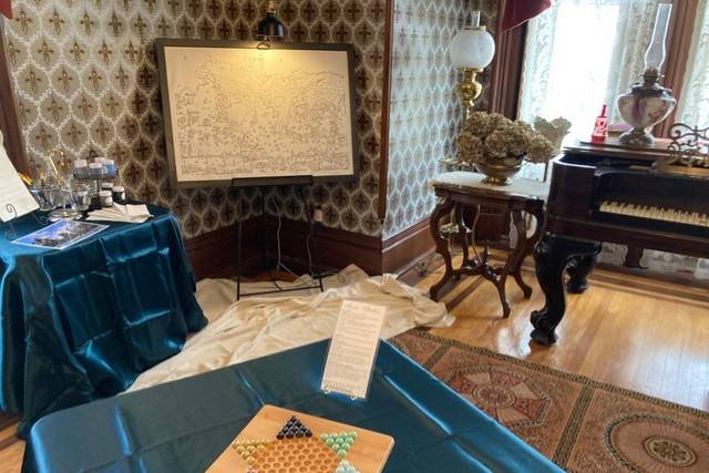Wedding reception in parlor