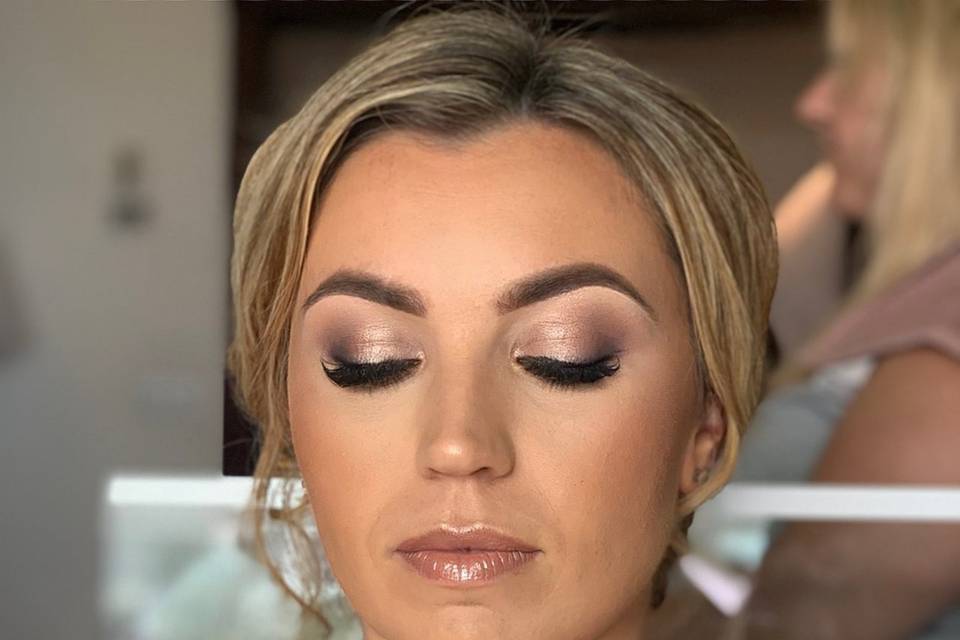 Airbrushed Glam