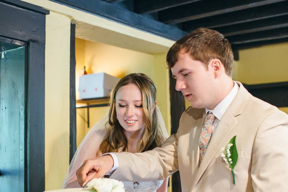 Cutting the cake