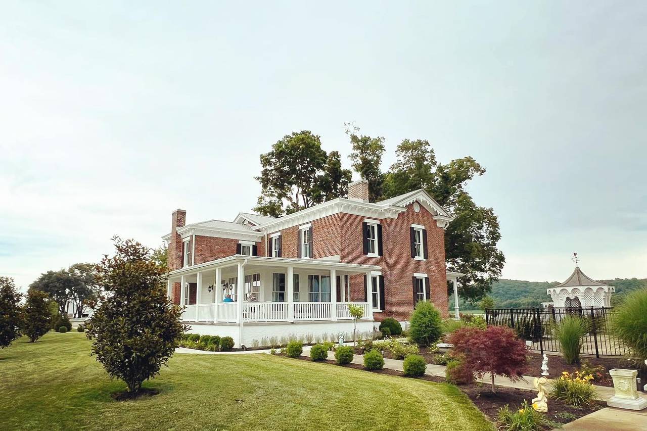 The 10 Best Mansion Wedding Venues In Fraziers Bottom WV WeddingWire   Historic Woodlawn Estate 2 51 2103575 165874940612434 