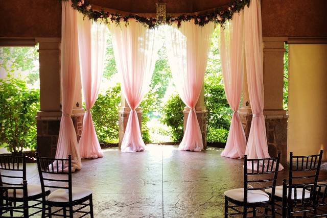 Gervasi Ceremony Alcove