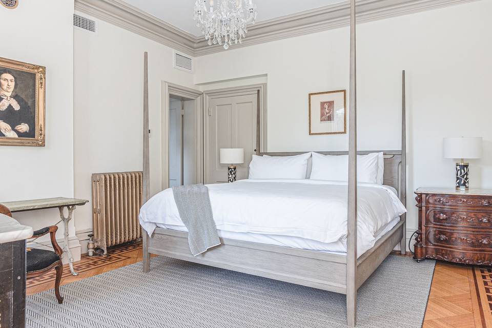 Edgewood Suite