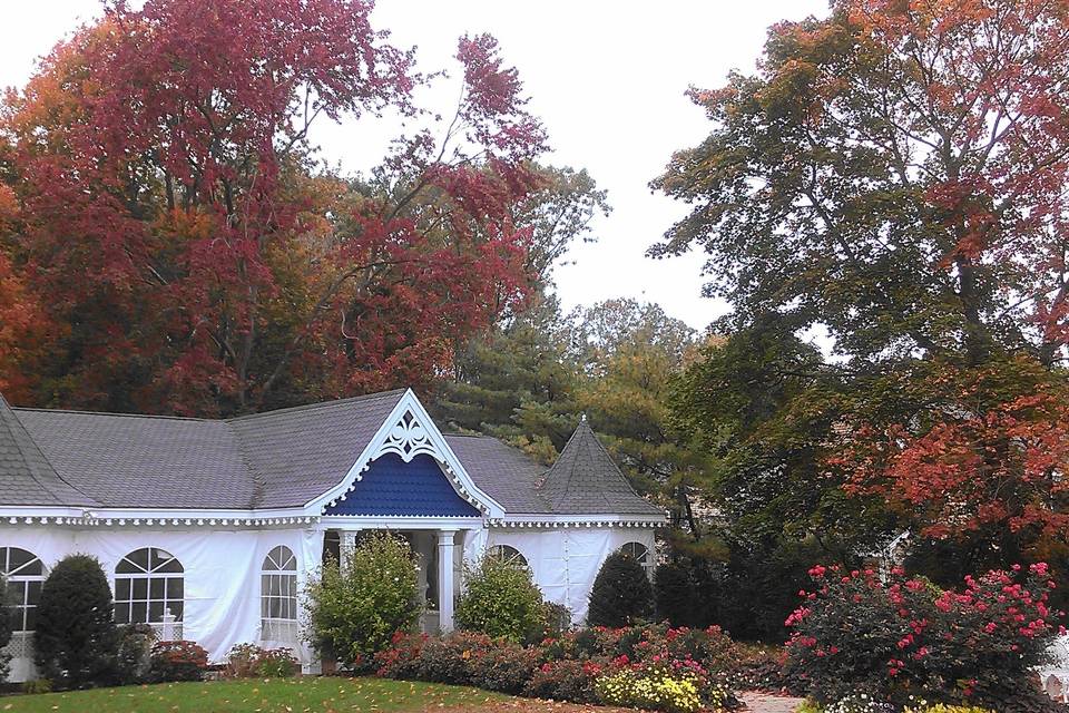 The Victoria Inn Bed & Breakfast and Pavilion