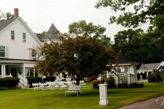 The Victoria Inn Bed & Breakfast and Pavilion
