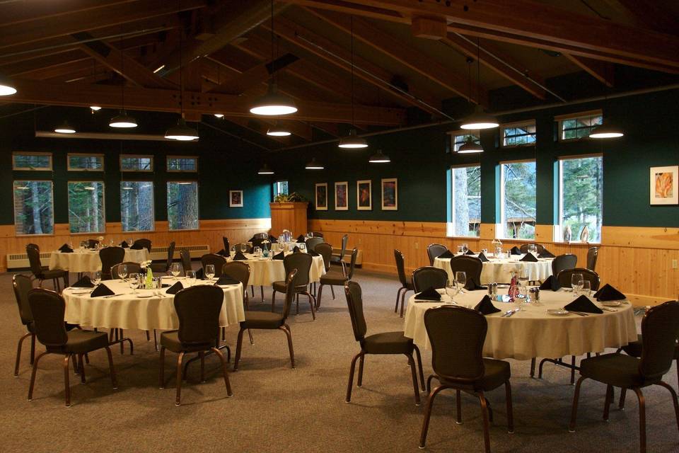 Meeting facilities at the lodge's onsite Resurrection Roadhouse Restaurant facility can provide several options for your wedding event and reception.