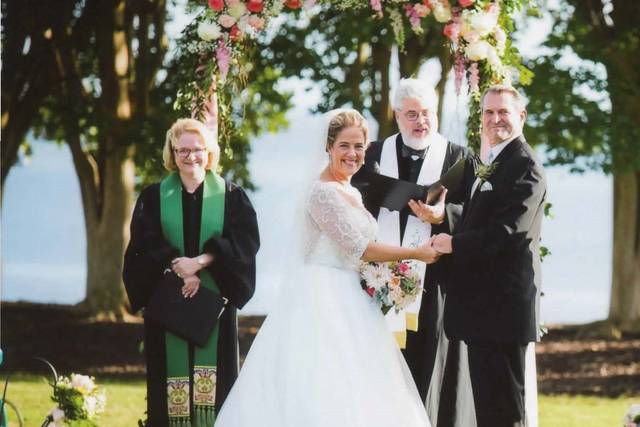 Rev. Shannon Wall, Joyful Weddings for All!