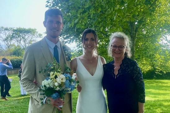 Midsummer shore wedding