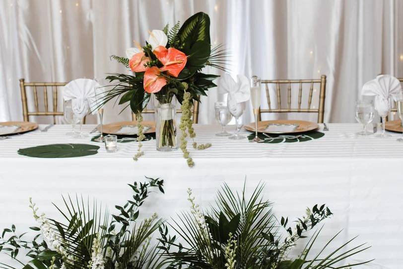 Sweetheart table