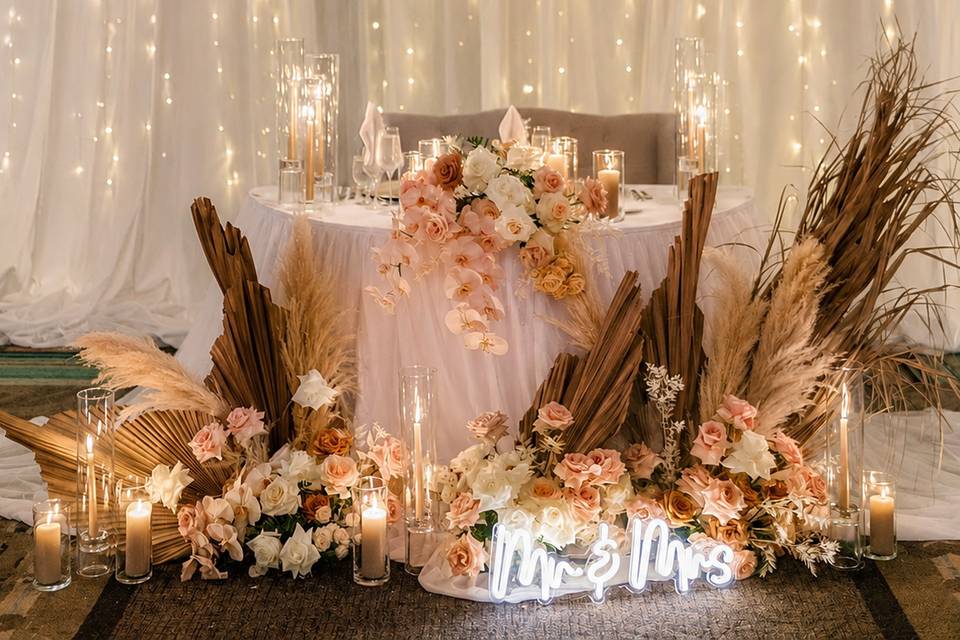 Sweetheart table