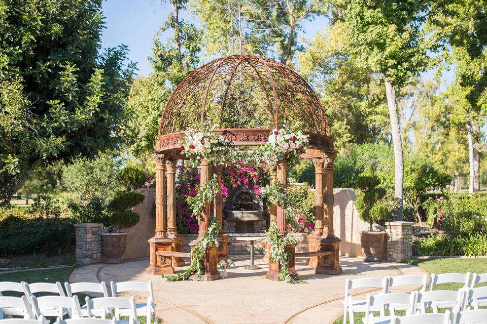 Tuscan Garden