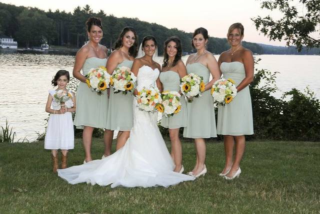 Bella's Bridal Boutique - Dress & Attire - Worcester, MA - WeddingWire