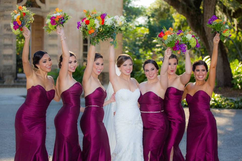 The bride with her bridemaids