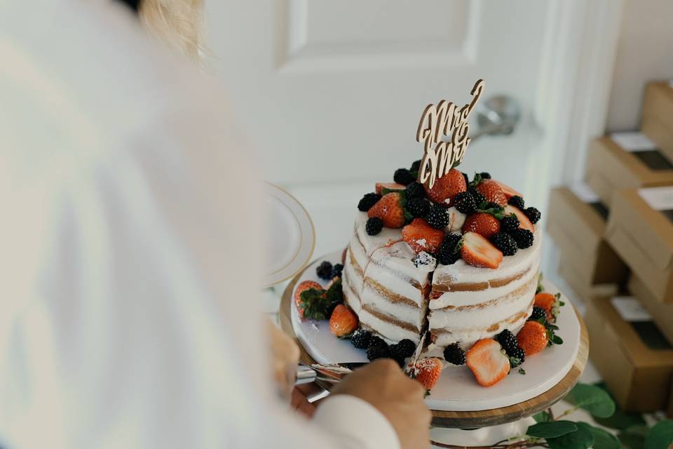 Cutting the cake