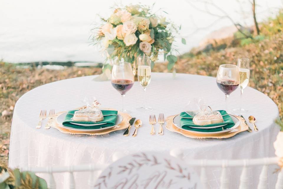 Sweetheart table