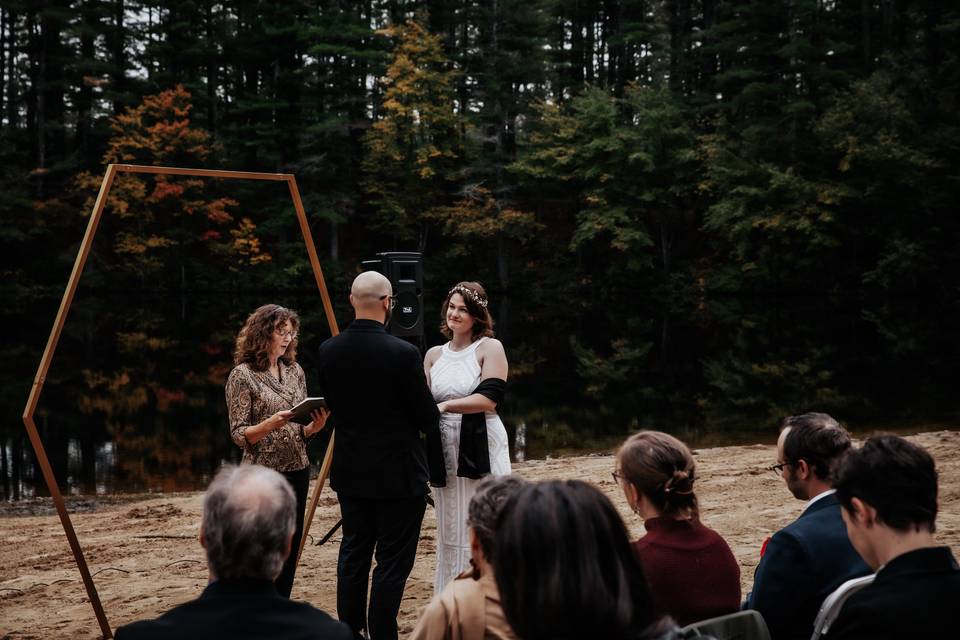 Perfect fall ceremony