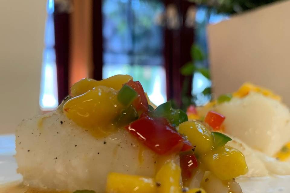 Mahi Mahi in Mango Salsa