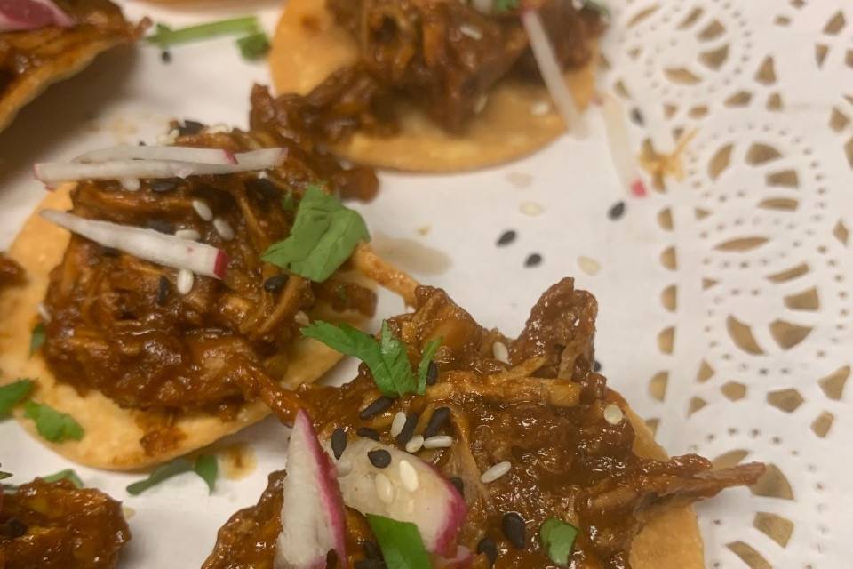 Pulled pork tostadas