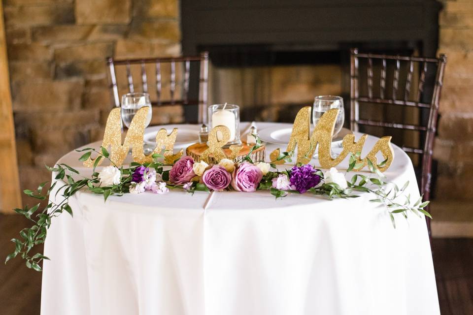 Sweetheart table