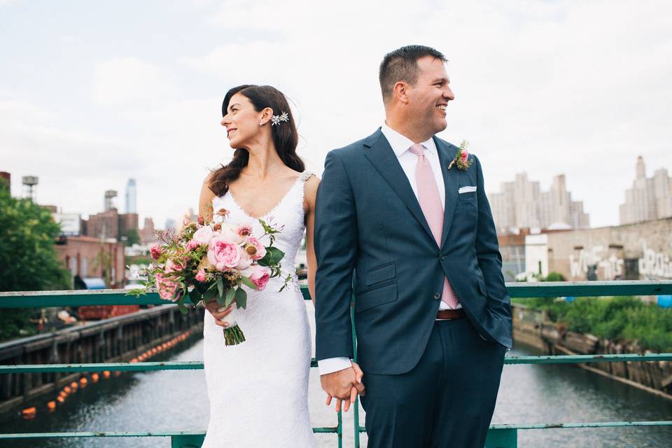 Couple with bridesmaids