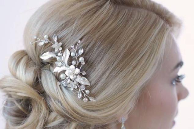 Loose updo with extentions