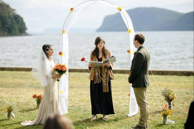 Windy wedding in Madison, CT