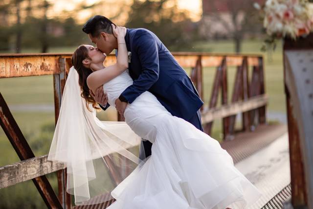 Romantic dip kiss