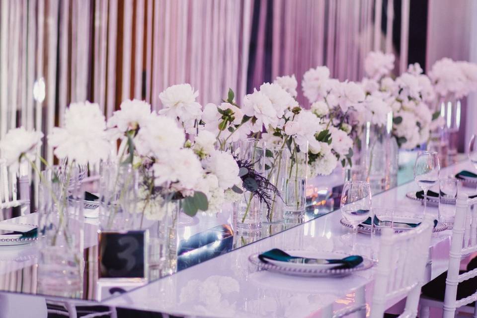 Black and White Tablescape