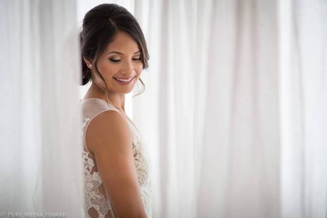 Waikiki Wedding