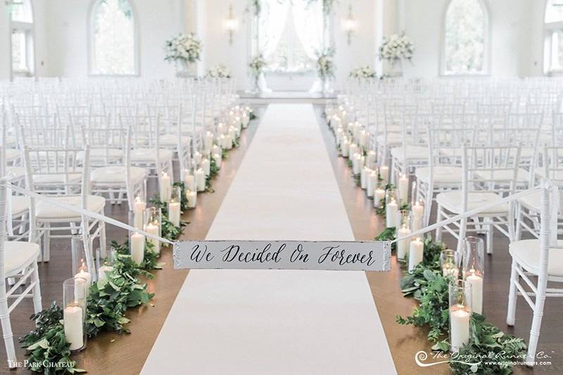 Dramatic black aisle runner