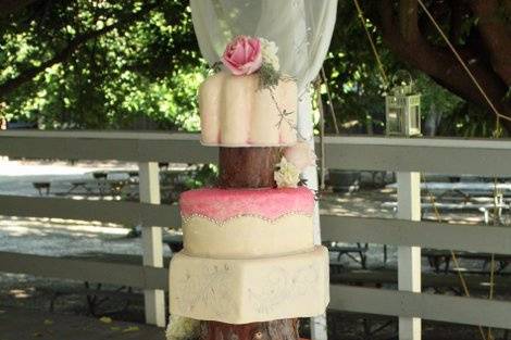 Tree Stump wedding cake