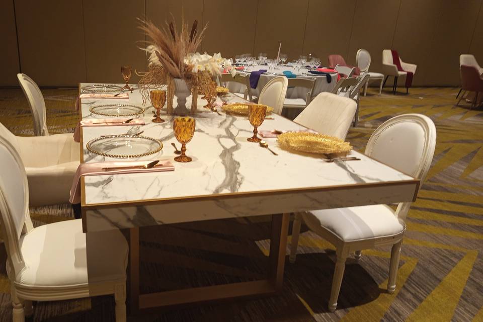 Showroom Dreams Natura