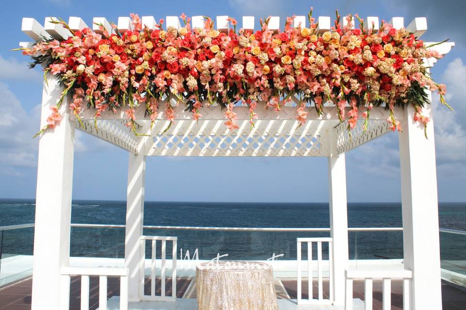 Gazebo floral decor