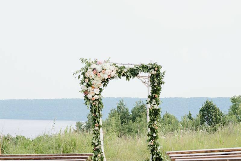 Farm Benches used for outdoor ceremony.