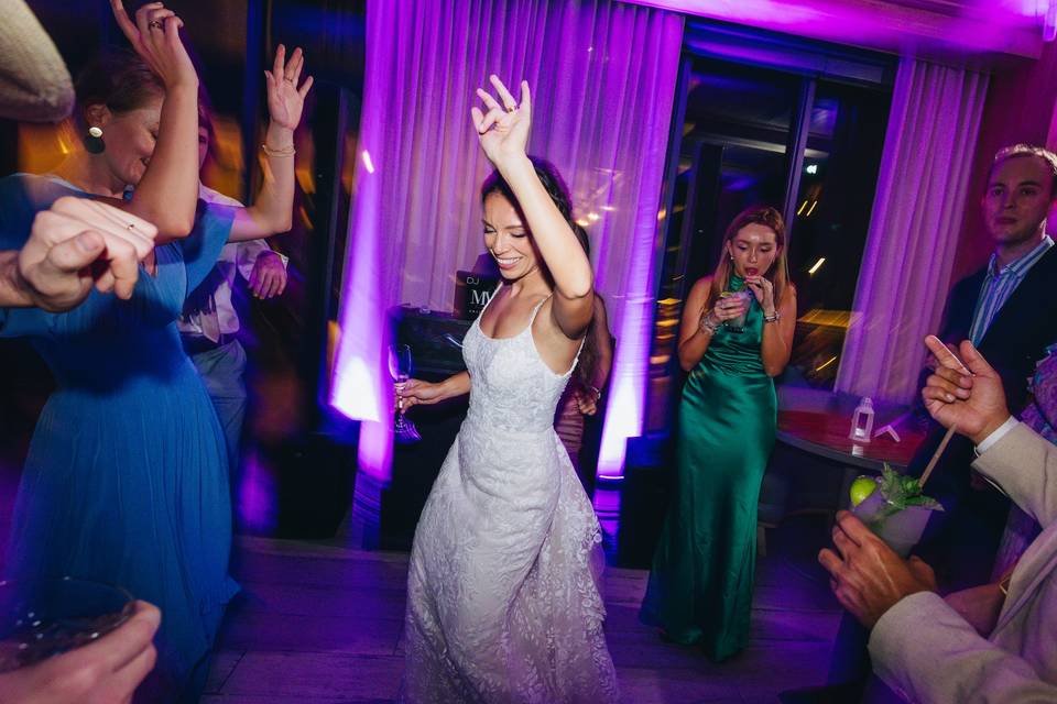 The lovely bride in her elemen