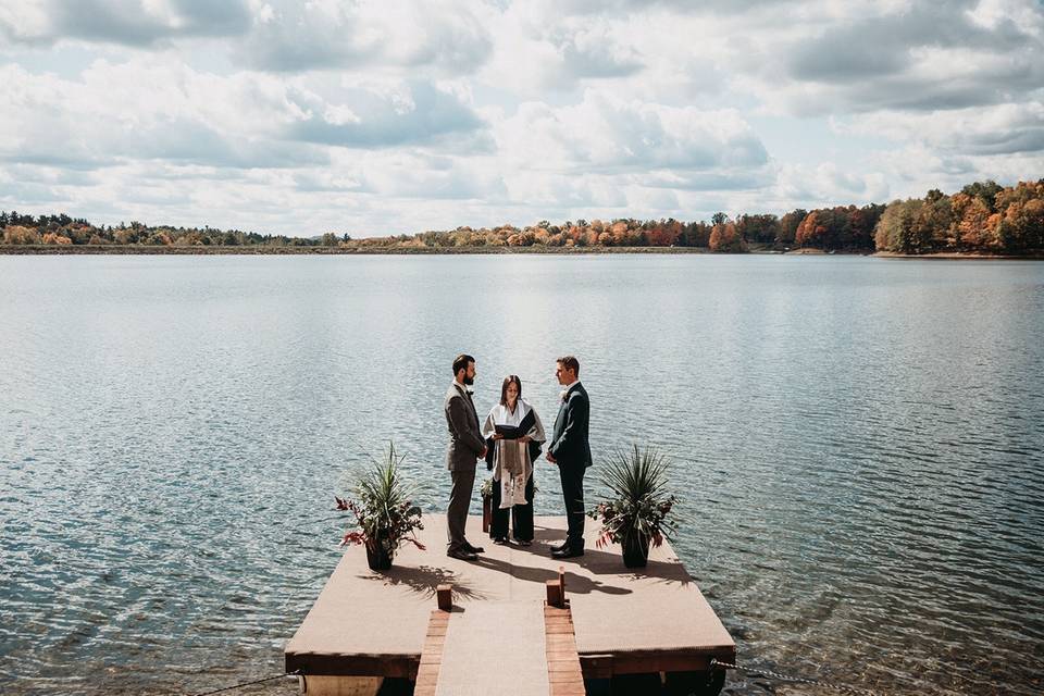 Autumn by the lake