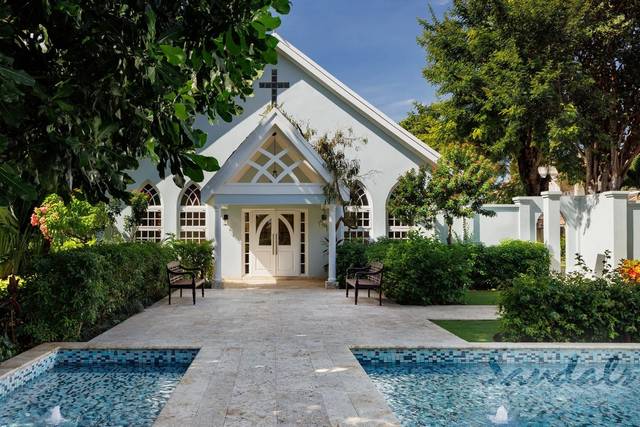 Sandals Chapel