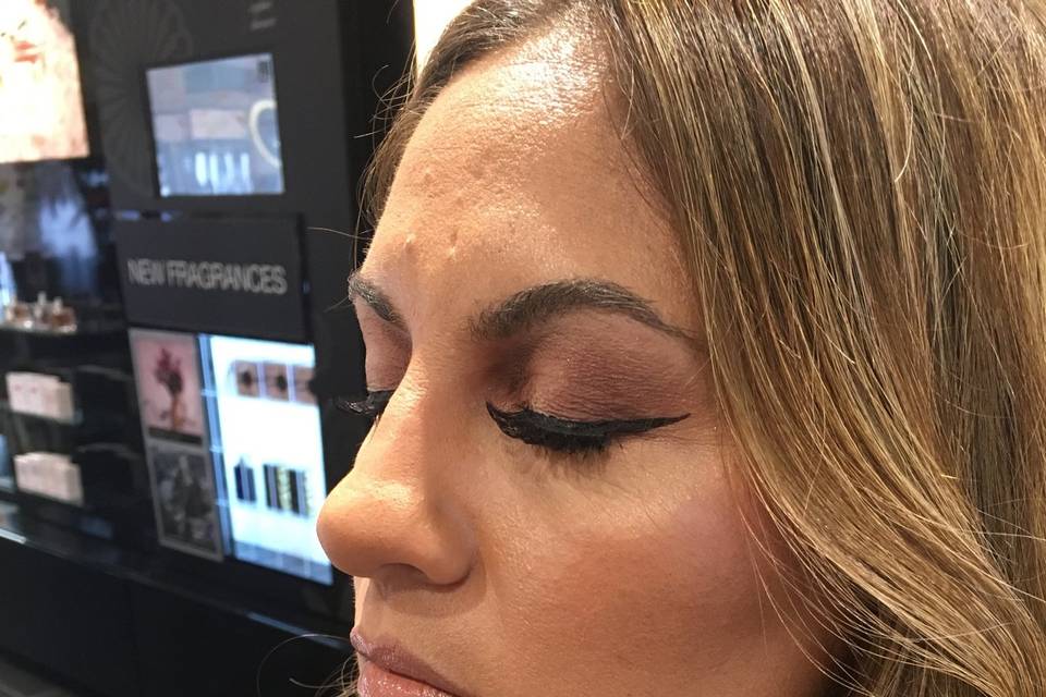 Natural makeup look