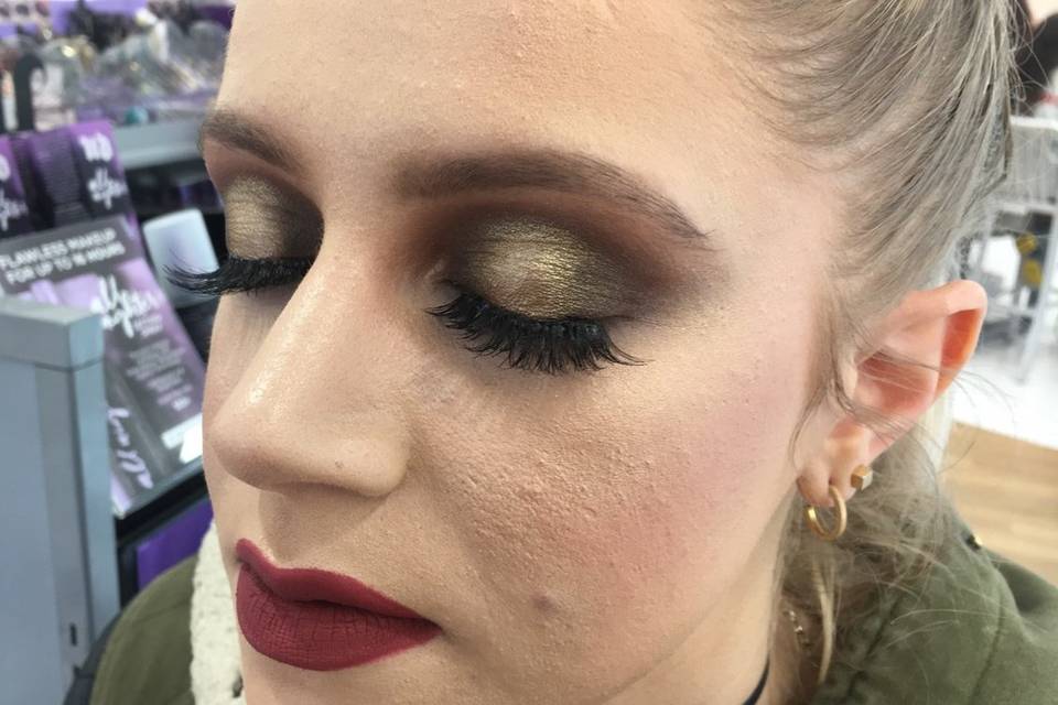 Full face makeup