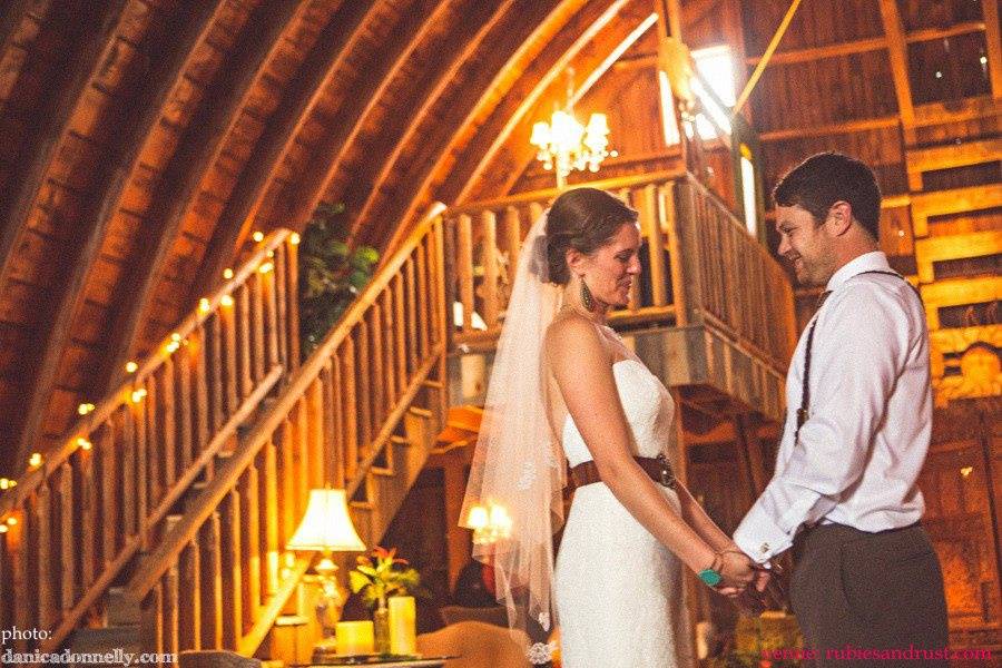 Couple + indoor balcony