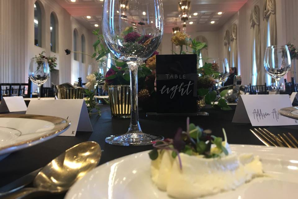 Tulsa Club Wedding Table Scape