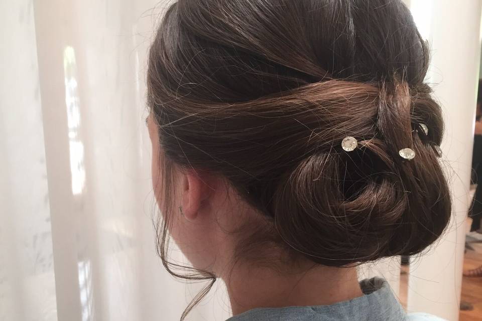 Elegant hair