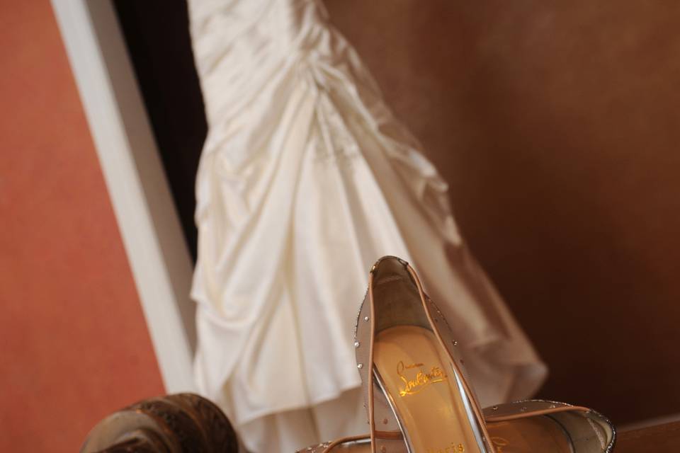 Bridal gown and shoes