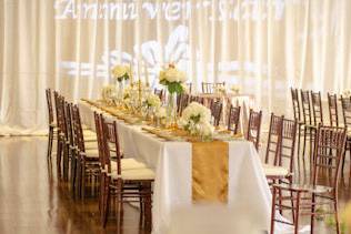 Head table setup