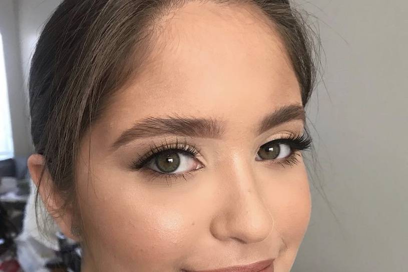 Bridesmaid makeup