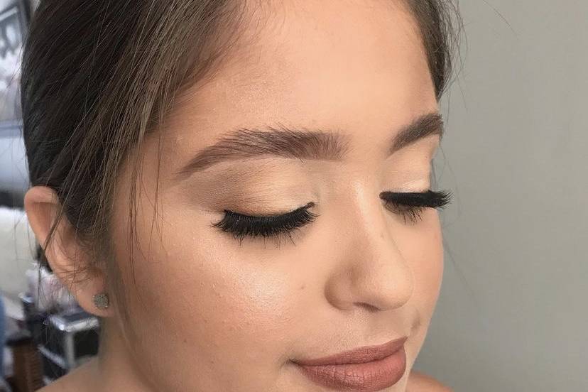 Bridesmaid makeup