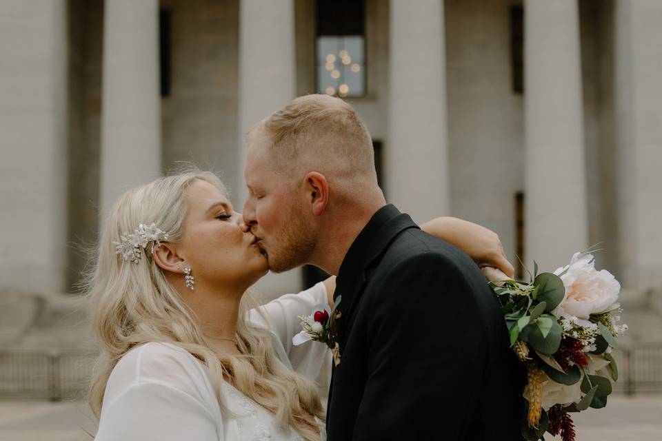 Couple Ohio statehouse