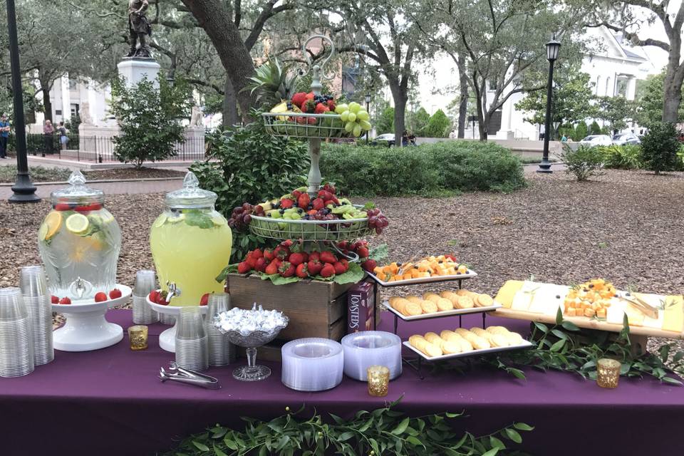 Drinks and fruit