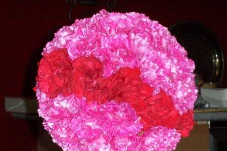 Pink and red floral centerpiece