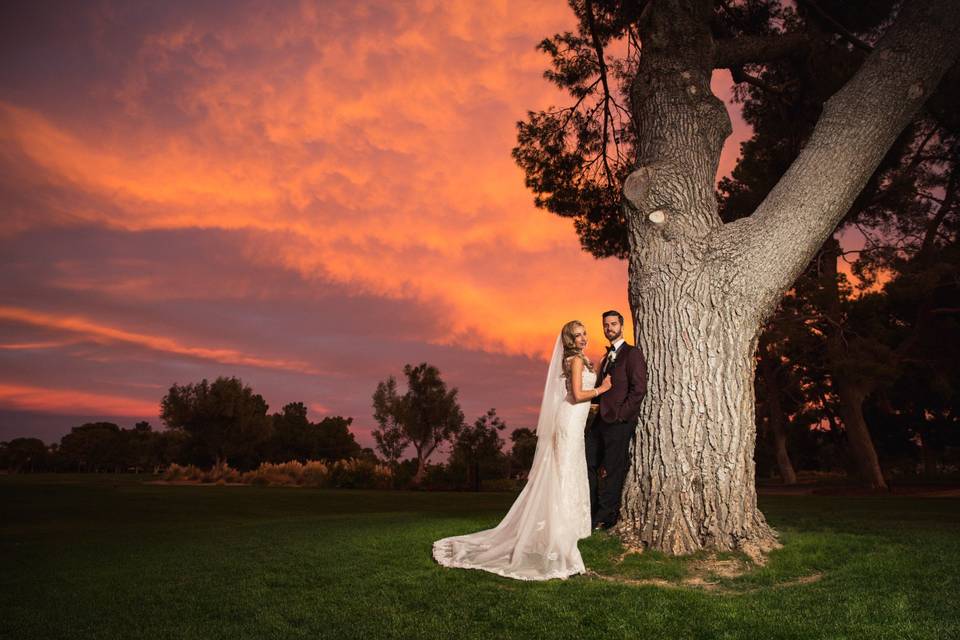 Sunset wedding in Las Vegas