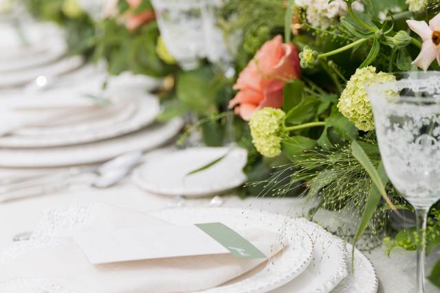 Reception place settings